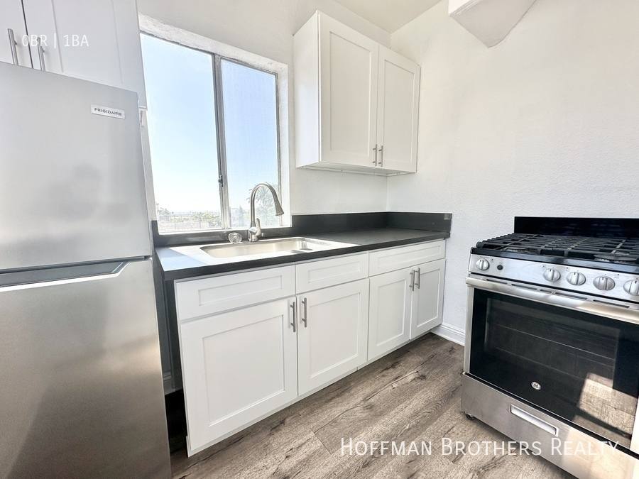 Apartment for rent at 1454 W 3rd St #209, Los Angeles, CA 90017