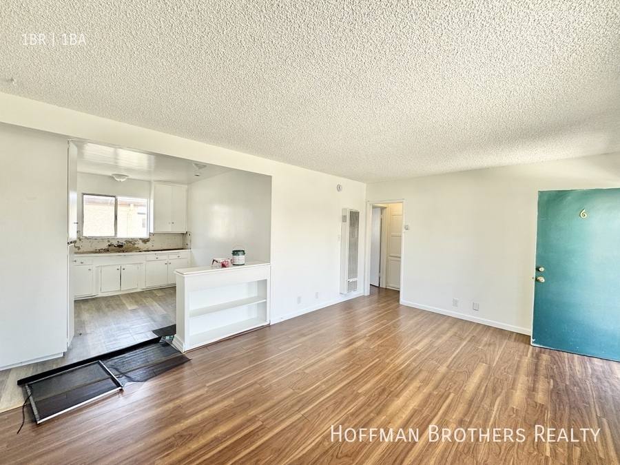 Apartment for rent at 400 Western Ave #6, Glendale, CA 91201