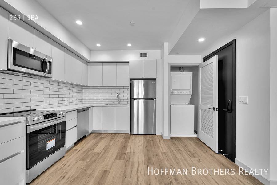 Apartment for rent at 1240 Magnolia Ave #204, Los Angeles, CA 90006