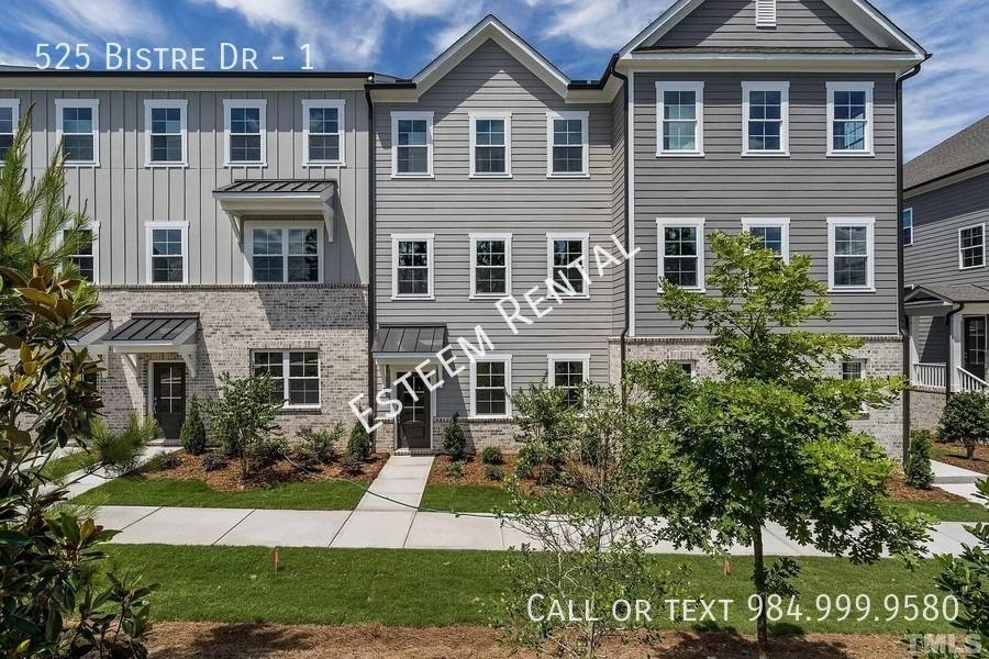Townhouse for rent at 525 Bistre Dr #1, Cary, NC 27519