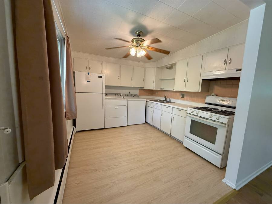 Apartment for rent at 125 Glendale Dr #2, Ann Arbor, MI 48104