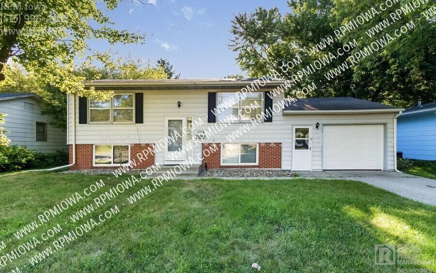 House for rent at 3218 Hoover Ave, Ames, IA 50010