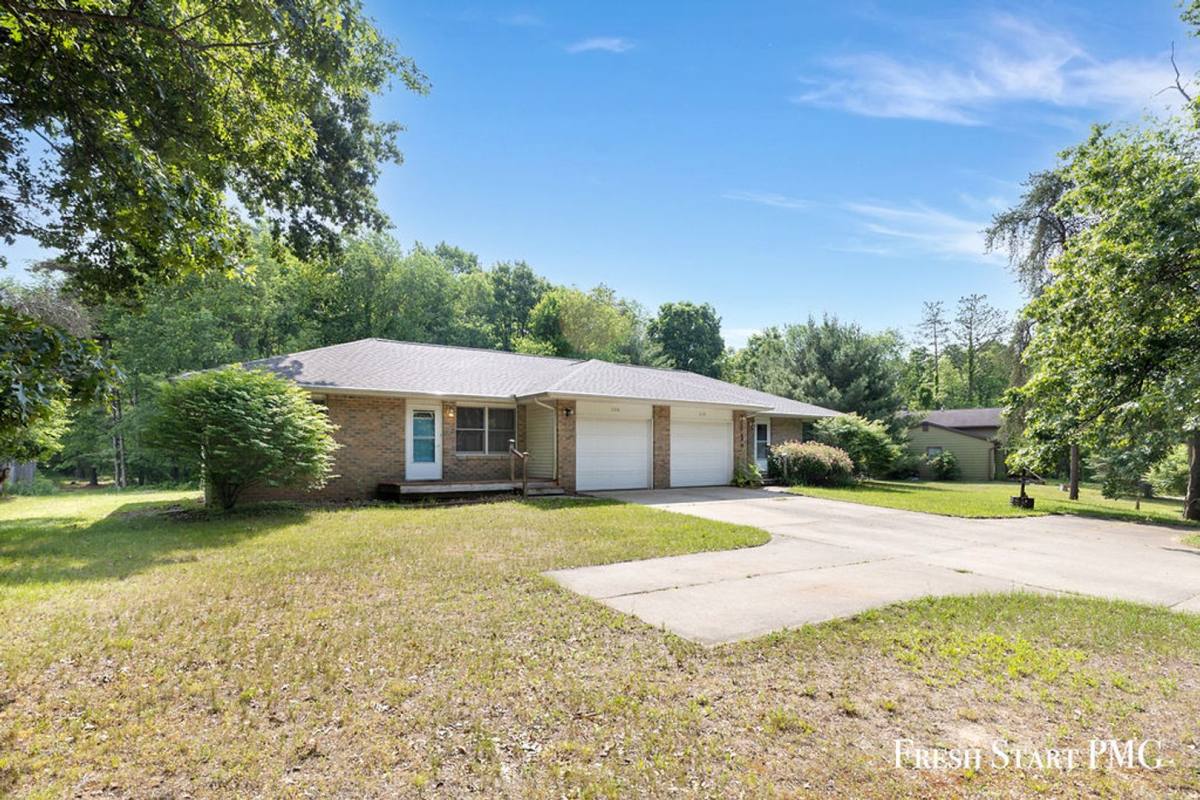 Apartment for rent at 218 & 220 Pine Ridge Rd, Battle Creek, MI 49017