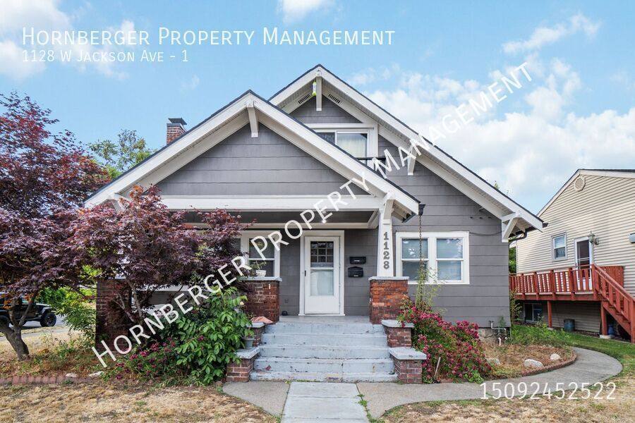 Apartment for rent at 1128 W Jackson Ave #1, Spokane, WA 99205