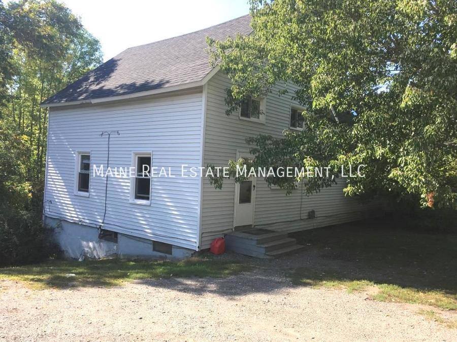 Apartment for rent at 35A Coldbrook Rd, Hampden, ME 04444