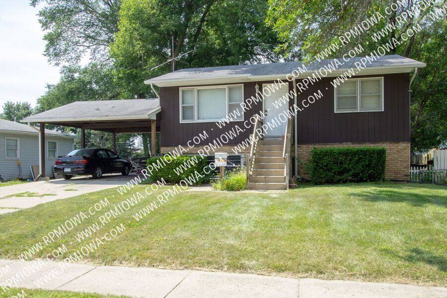 207 Todd Circle, Ames, IA 50014
