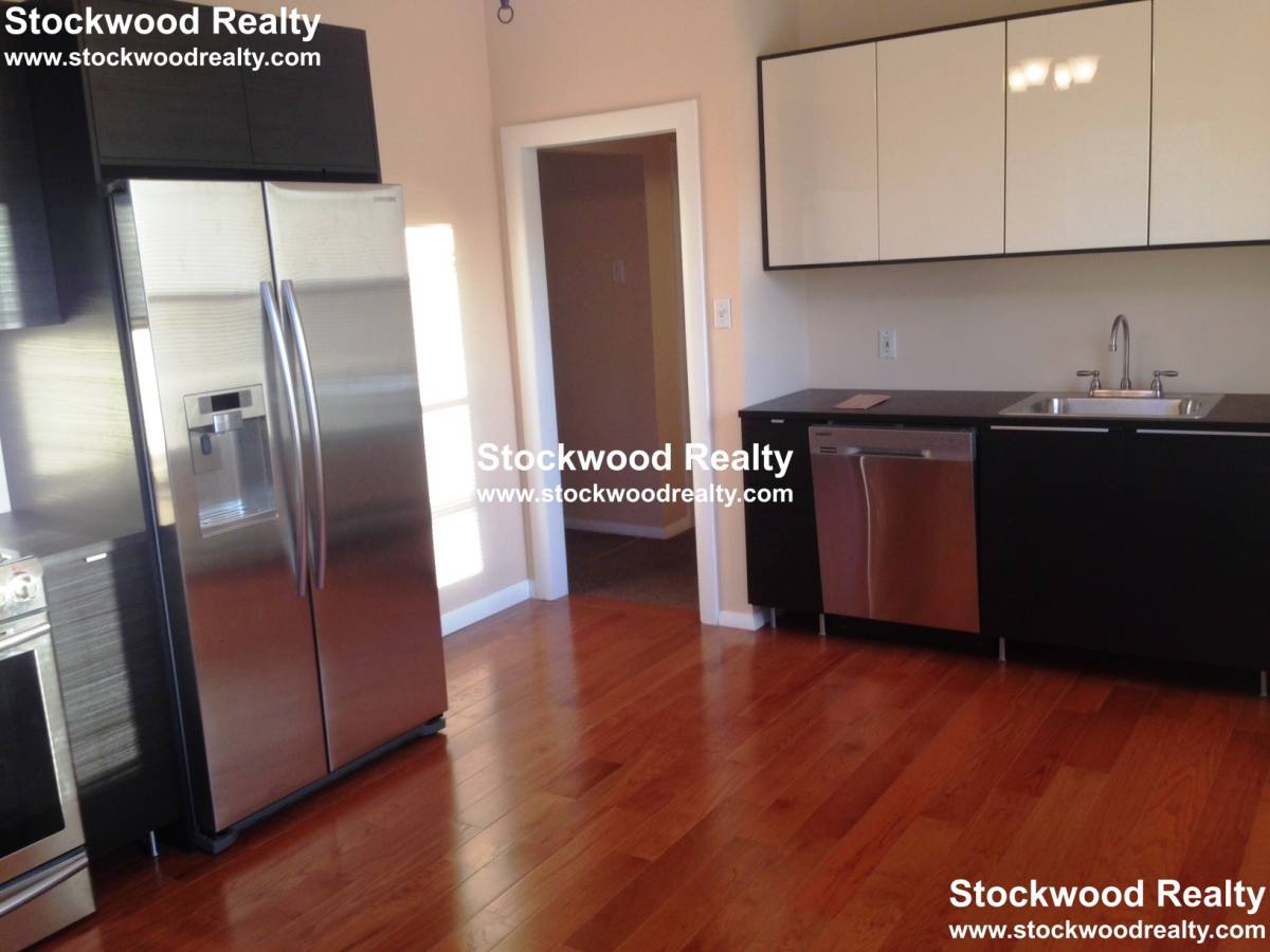 House for rent at 41 Howell St #2, Dorchester, MA 02125