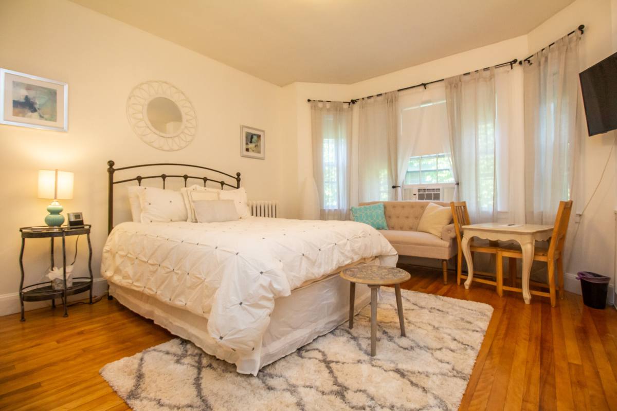 Condo for rent at 1253 Beacon St #C4, Brookline, MA 02446
