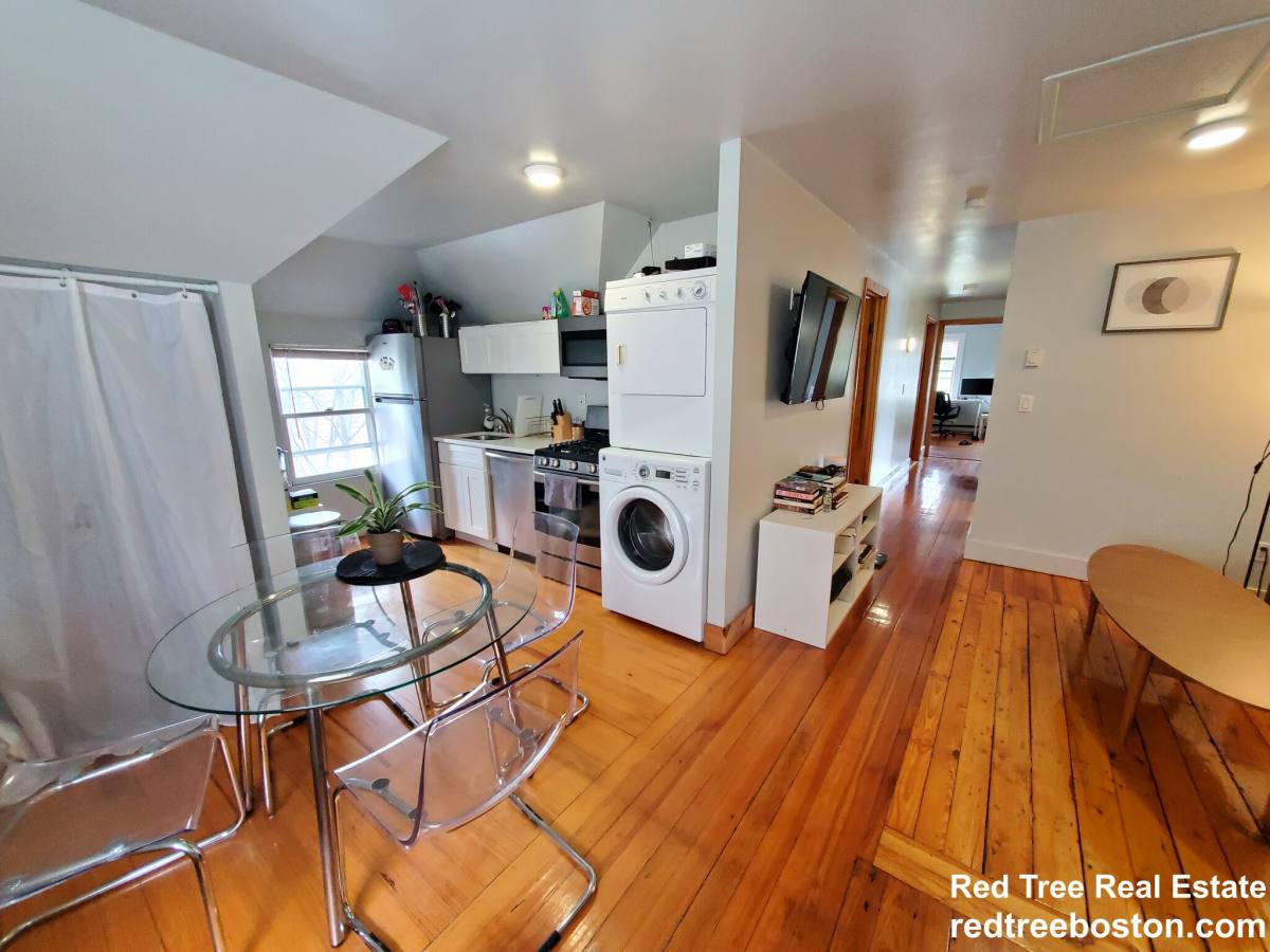 Apartment for rent at 12 Bennett St #3, Brighton, MA 02135