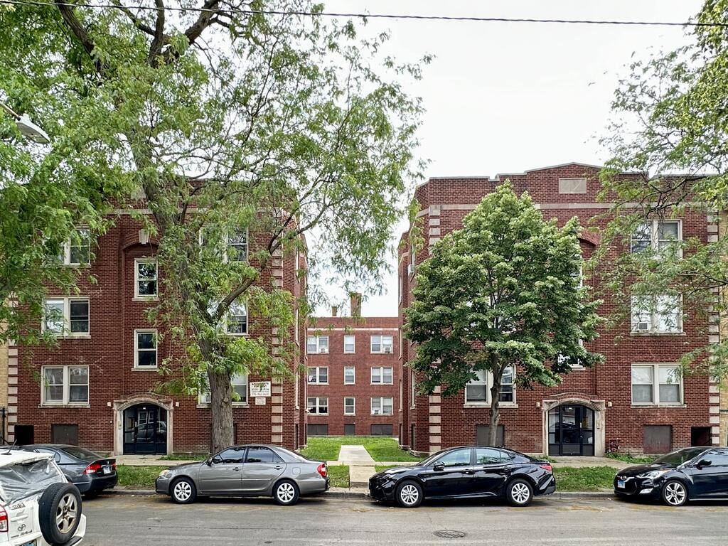 Apartment for rent at 4025 Melrose #NA9, Chicago, IL 60641