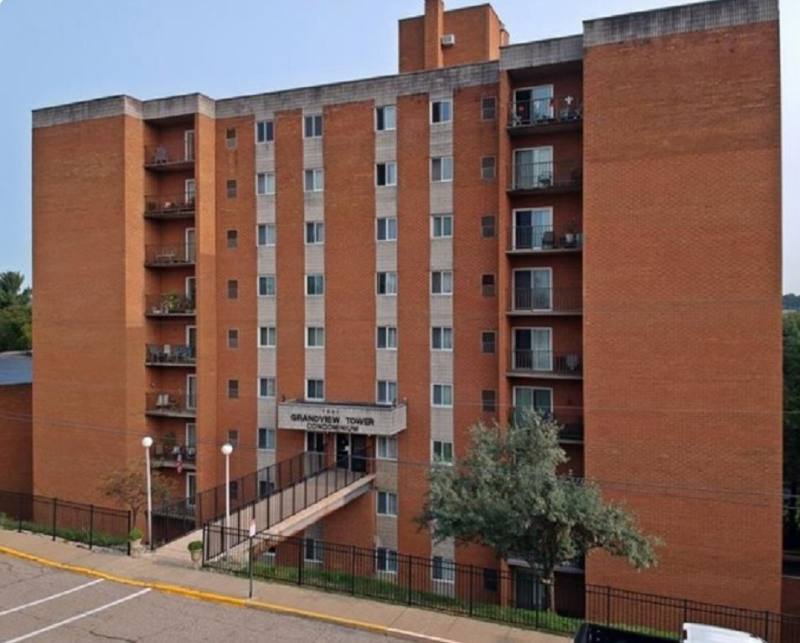 Apartment for rent at 1001 Grandview, Bridgeville, PA 15017