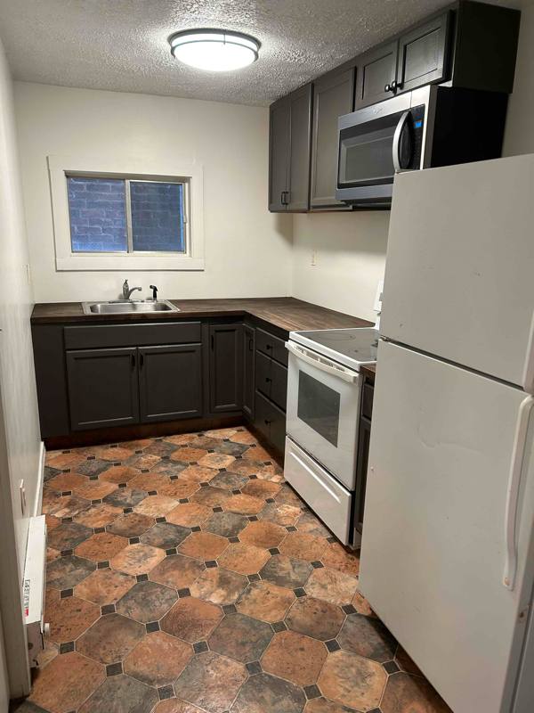 Apartment for rent at 286 S Branch St #B, Franklin, WV 26807