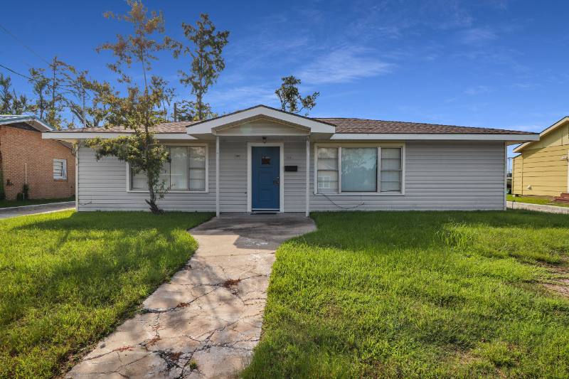 House for rent at 4110 Auburn St, Lake Charles, LA 70607