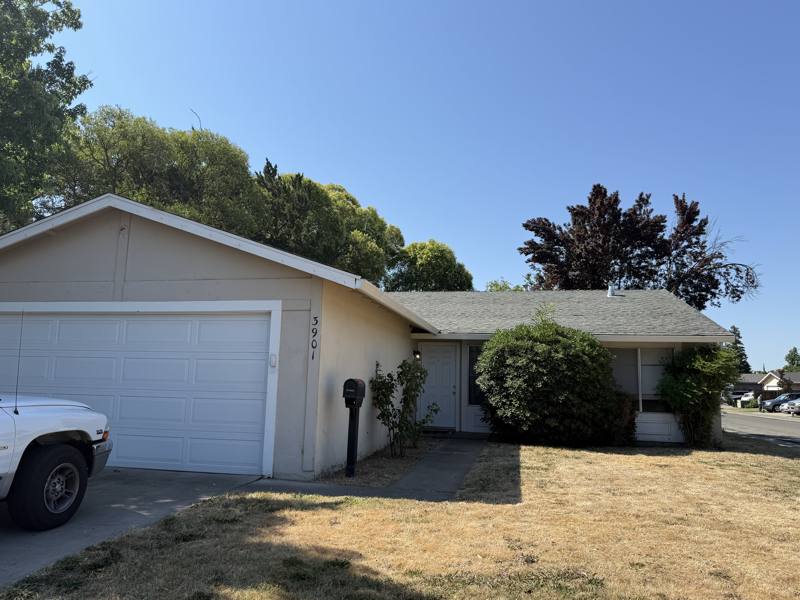 House for rent at 3901 Avante Way, Sacramento, CA 95826