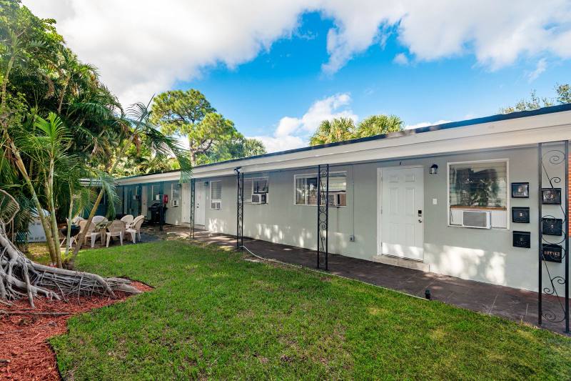 Apartment for rent at 1017 NE 14th Ave #1, Fort Lauderdale, FL 33304