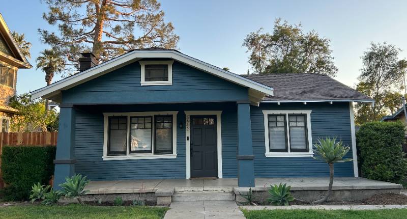 House for rent at 3442 1st St, Riverside, CA 92501