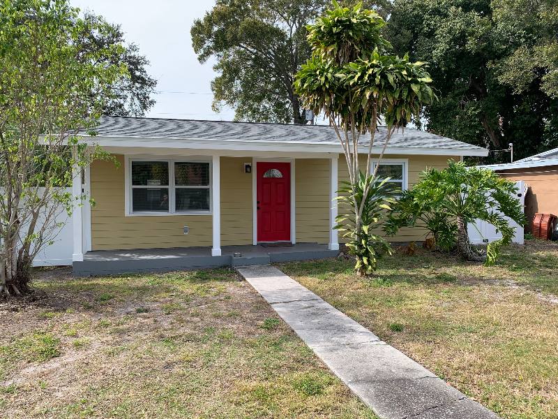 House for rent at 2619 Miriam St, Saint Petersburg, FL 33711