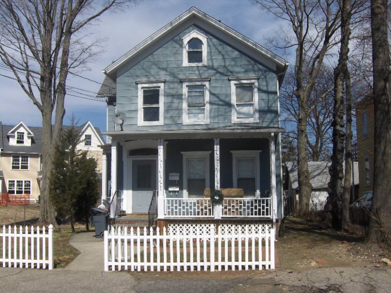 Apartment for rent at 2 1 Jefferson St #1, Norwalk, CT 06851