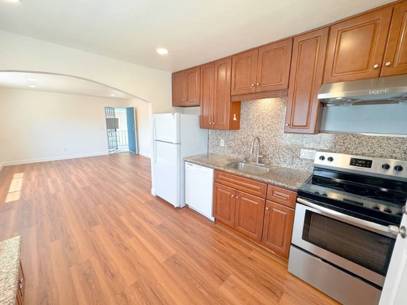 Apartment for rent at 4802 Daisy St #1, Oakland, CA 94619
