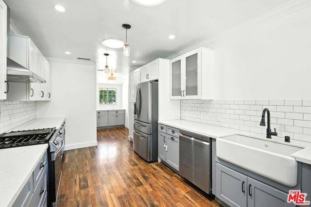 House for rent at 20616 Quedo Dr, Woodland Hills, CA 91364