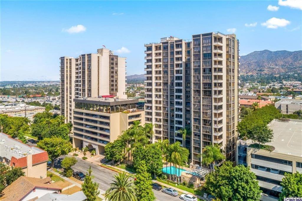 Apartment for rent at 343 Pioneer Dr #PH2, Glendale, CA 91203