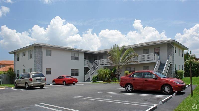 Apartment for rent at 8502 NW 35th St #7, Coral Springs, FL 33065