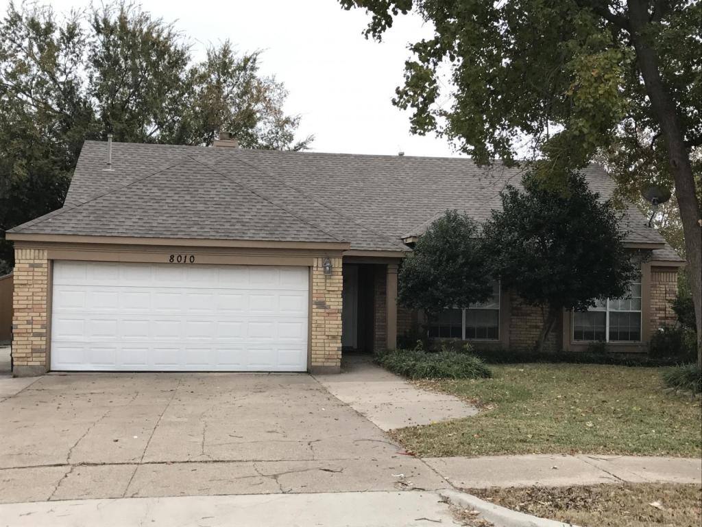 House for rent at 8010 Blackfin Dr, Rowlett, TX 75089
