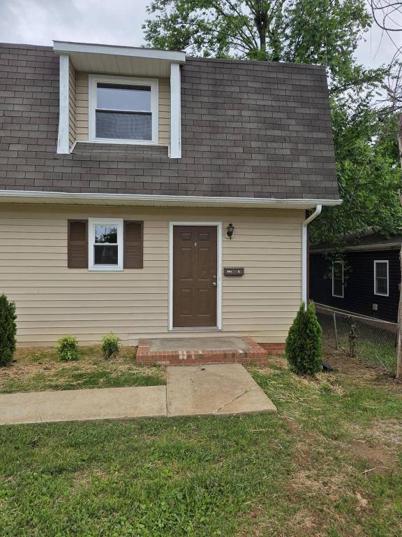 House for rent at 804 B E State St, Murfreesboro, TN 37130