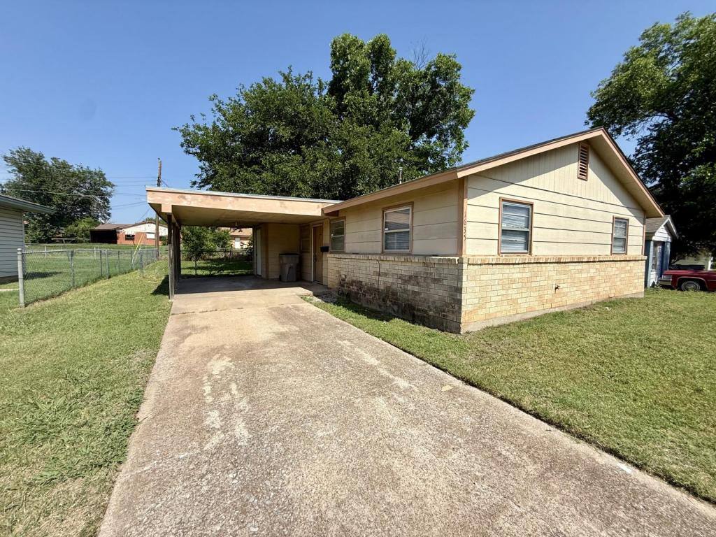 House for rent at 1635 Sumner Terrace, Wichita Falls, TX 76306