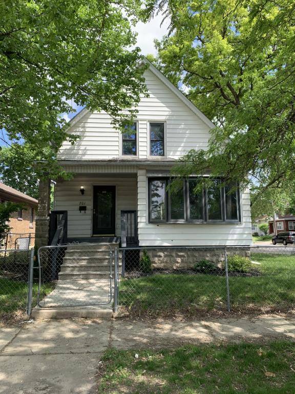 House for rent at 701 W Marion St, Joliet, IL 60436