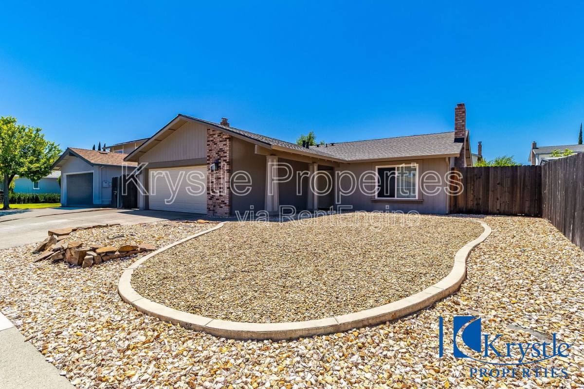 House for rent at 225 Millbrook Way, Vacaville, CA 95687