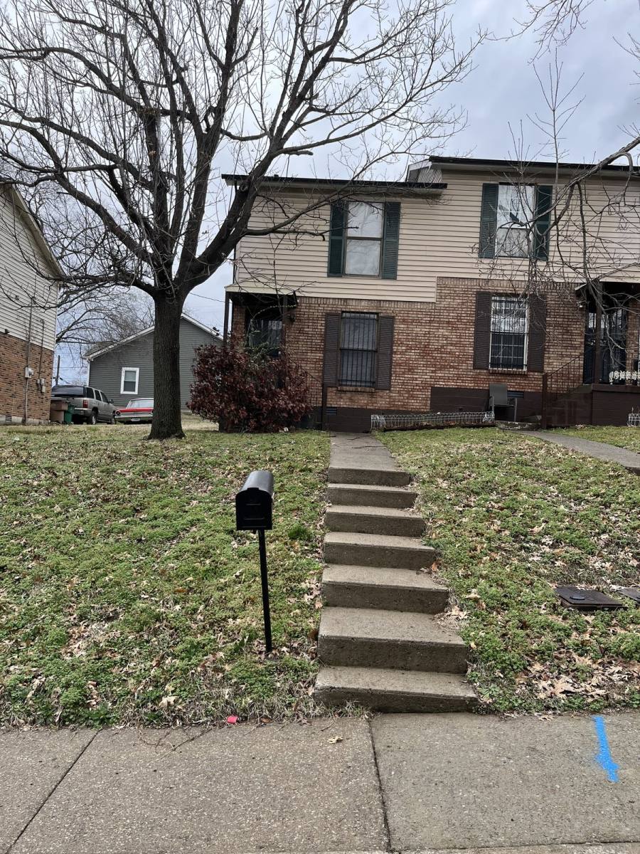 Townhouse for rent at 3016 Delaware St, Nashville, TN 37209