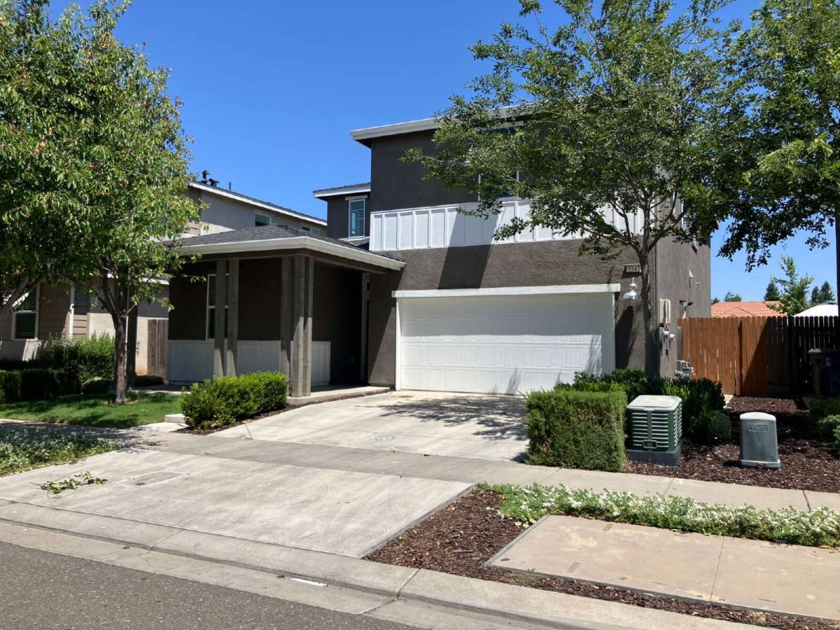 House for rent at 2347 Explorador Dr, Merced, CA 95340