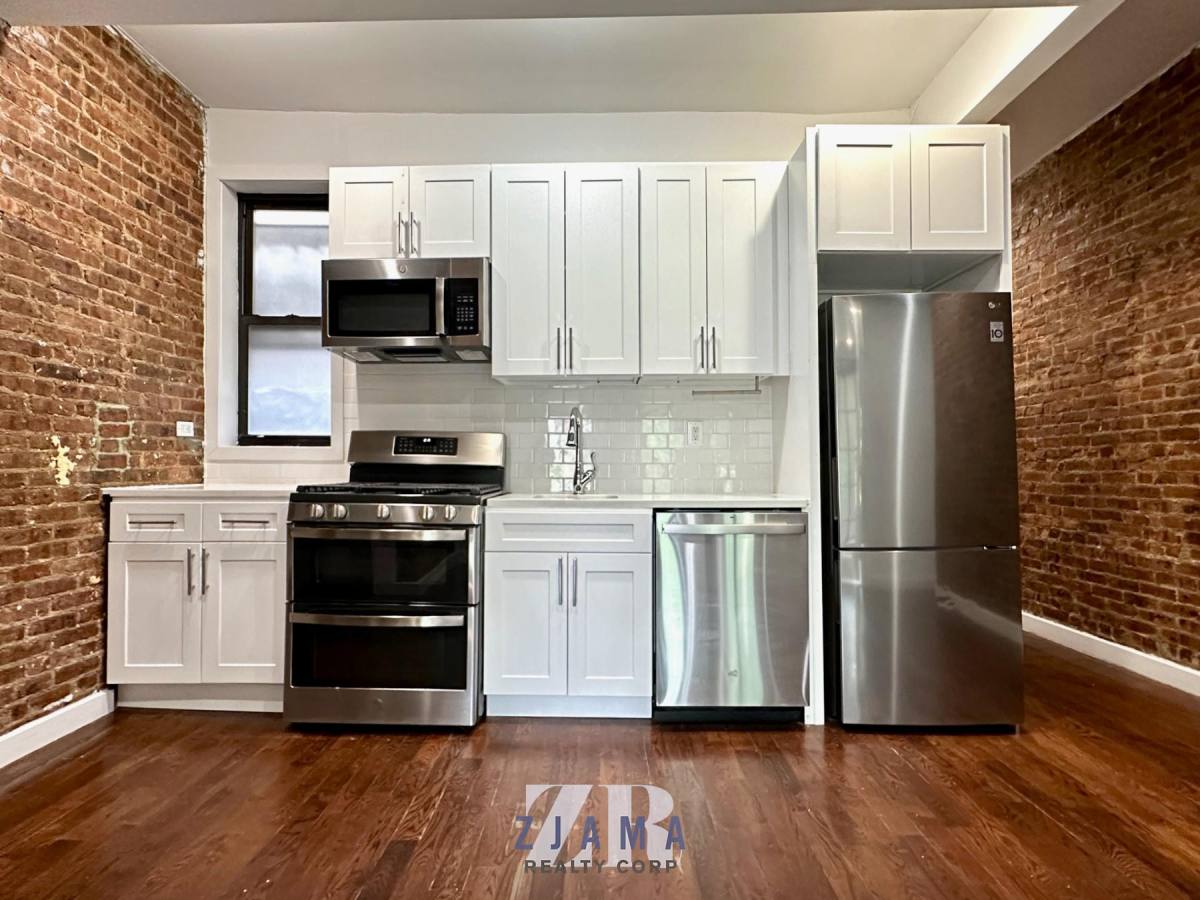 Apartment for rent at 1486 Bedford Ave #3R, Brooklyn, NY 11216