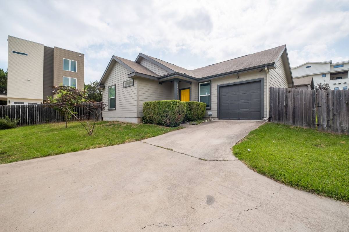 Apartment for rent at 6404 Carson Ridge, Austin, TX 78741