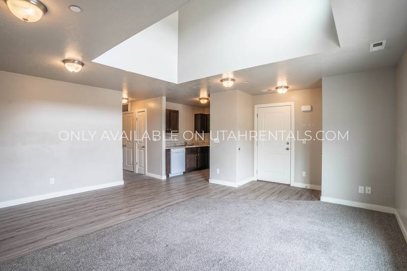 Apartment for rent at 1906 N Geneva Rd #104, Provo, UT 84601
