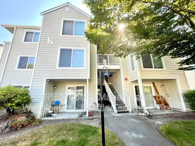 Condo for rent at 975 Aberdeen Ave NE #K-201, Renton, WA 98056