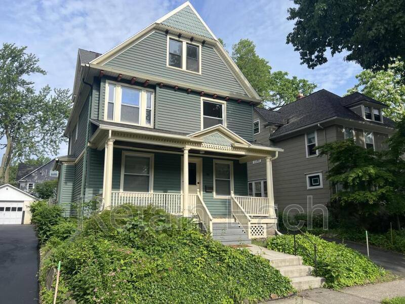 House for rent at 21 Ericsson St, Rochester, NY 14610