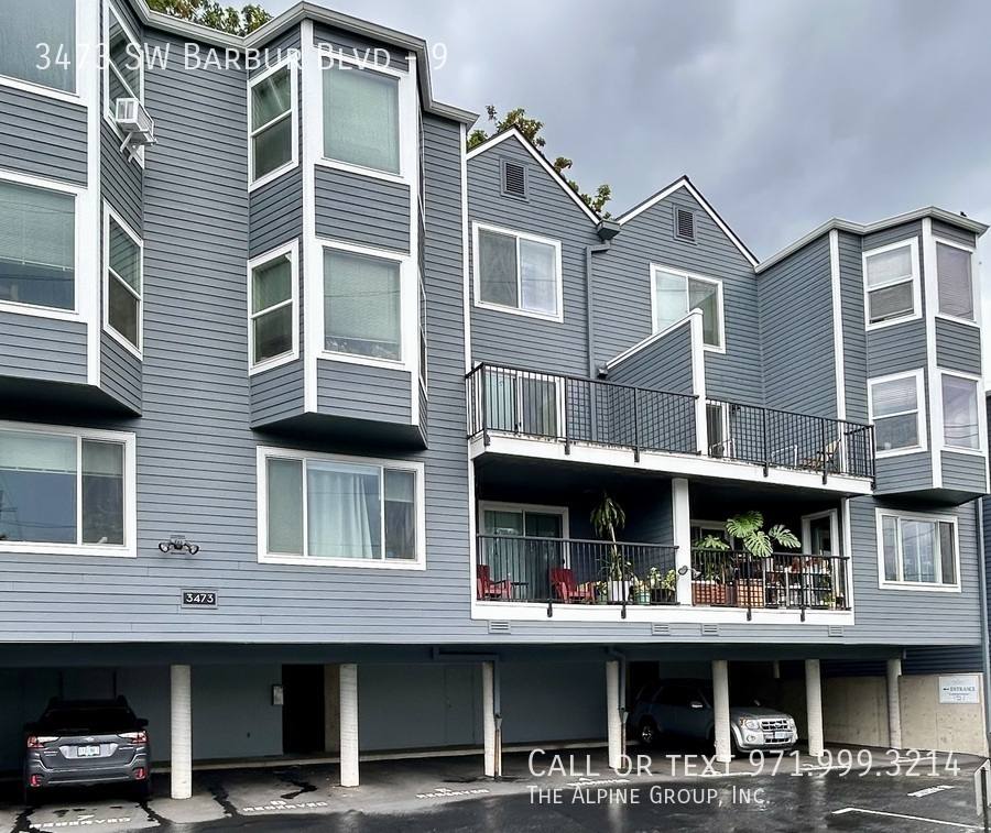 Townhouse for rent at 3473 SW Barbur Blvd #9, Portland, OR 97239