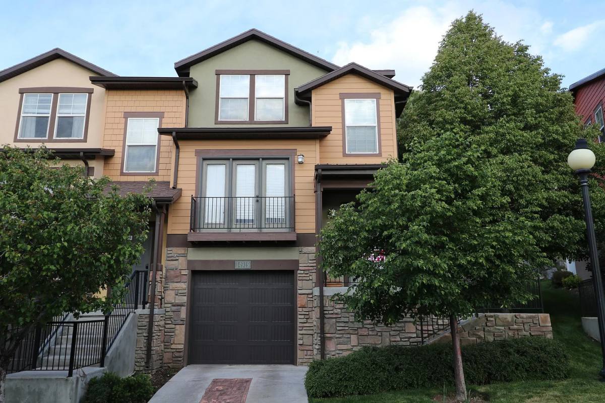 Apartment for rent at 14919 Ox Cart Lane, Draper, UT 84020