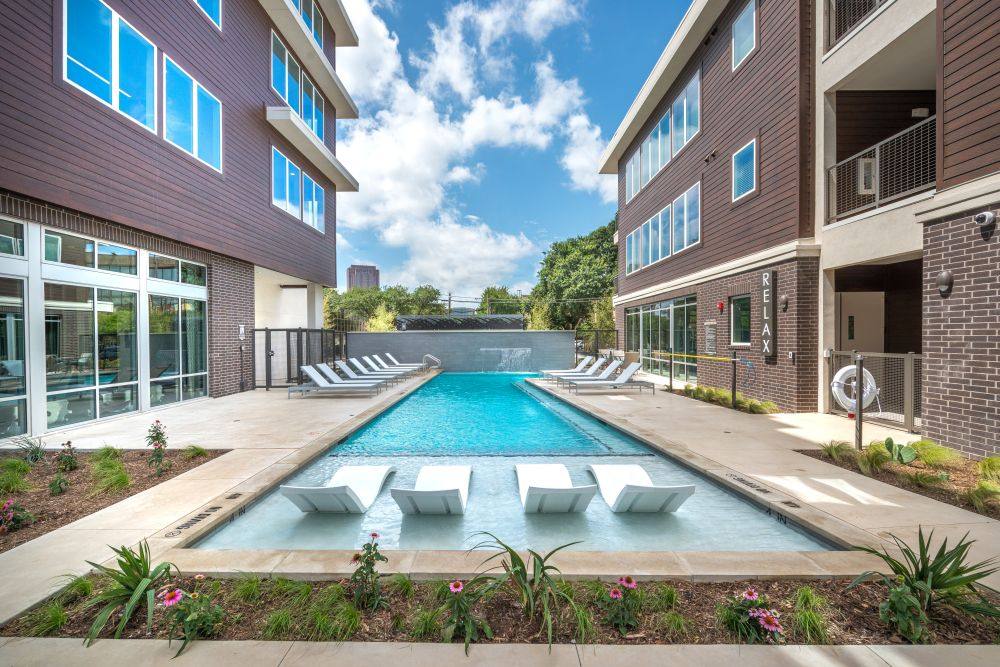 Apartment for rent at 3031 Elizabeth St #B3-25, Dallas, TX 75204