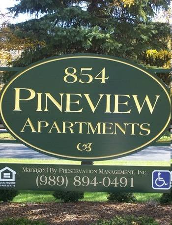Apartment for rent at 854 N Pine Rd, Essexville, MI 48732