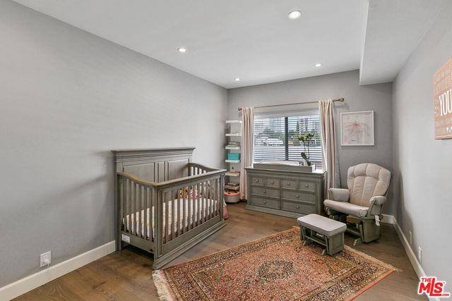 1520 S Beverly Glen Blvd #608, Los Angeles, CA 90024