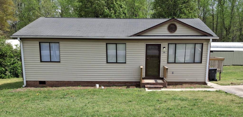 House for rent at 226 Sunnydale Dr, Greenville, SC 29609
