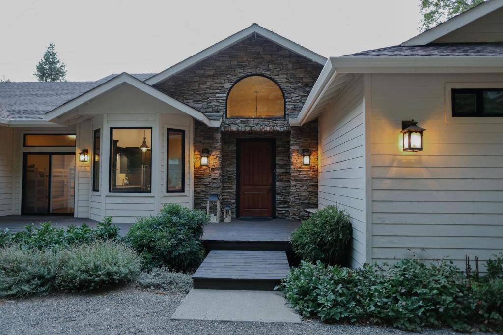 House for rent at 4401 Yew Woods Way, Camino, CA 95709