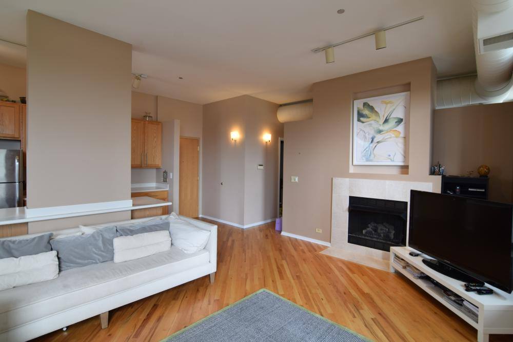 Condo for rent at 910 S Michigan Ave #1015, Chicago, IL 60605