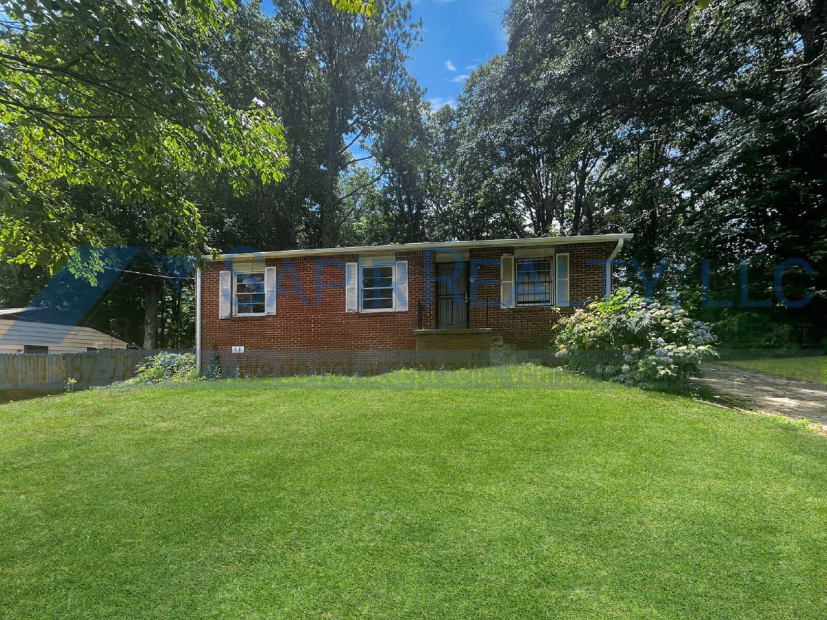 House for rent at 1017 Rebel Forest Dr SE, Atlanta, GA 30315