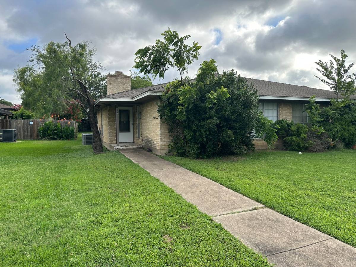 House for rent at 3031 Medina St, Irving, TX 75061