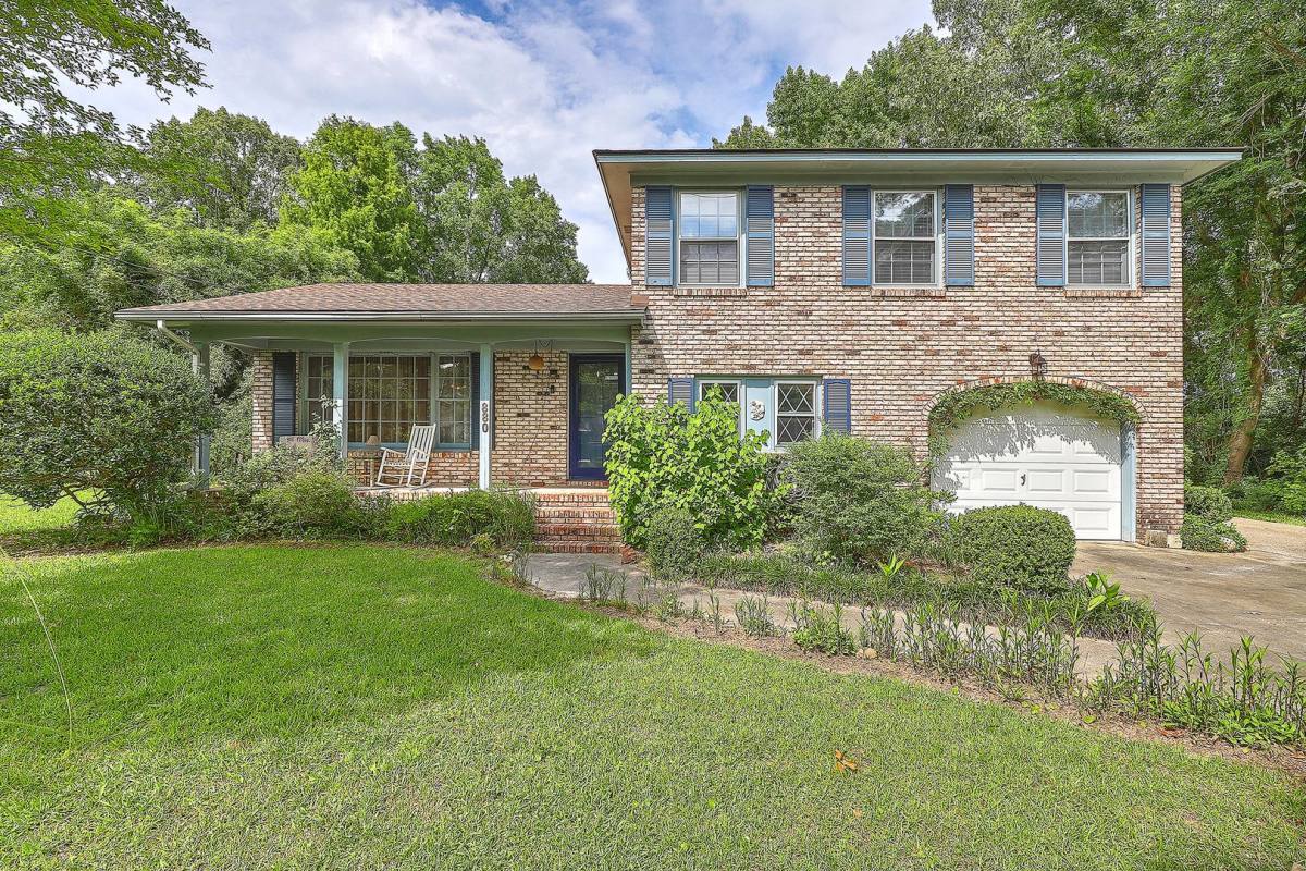 House for rent at 880 Melrose Dr, Charleston, SC 29414