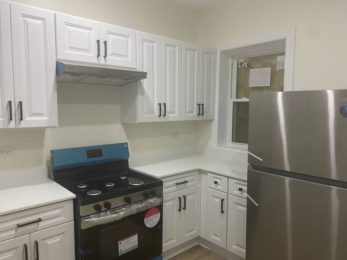 Apartment for rent at 7037 S Elizabeth, Chicago, IL 60636